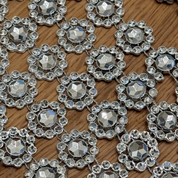 Sparkling Diamond Ribbon - Picture 3 of 4